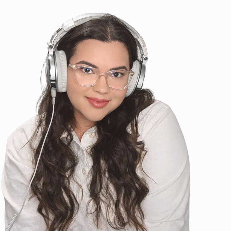 Eliz Medina Eliz Medina