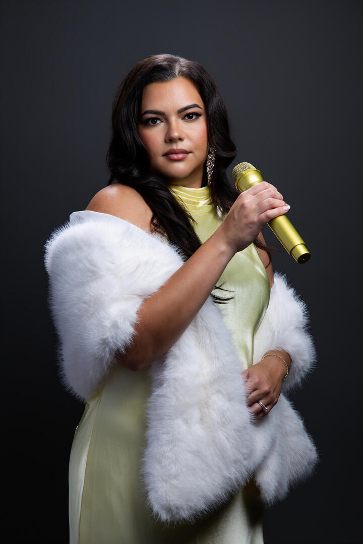 Eliz Medina Eliz Medina