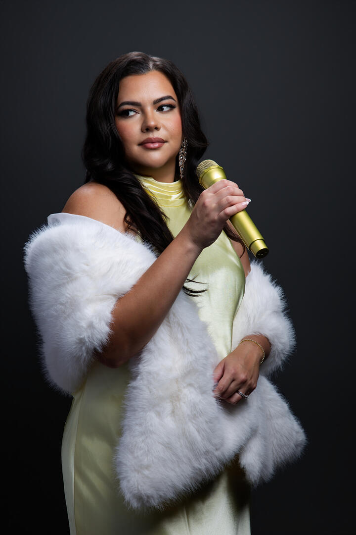 Eliz Medina Eliz Medina