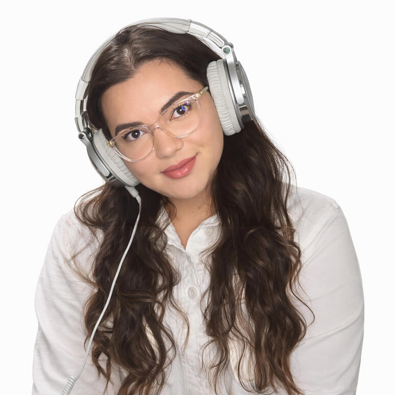Eliz Medina Eliz Medina