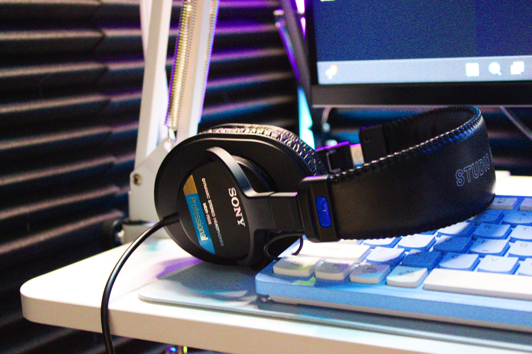 Sony MDR-7506 Sony MDR-7506