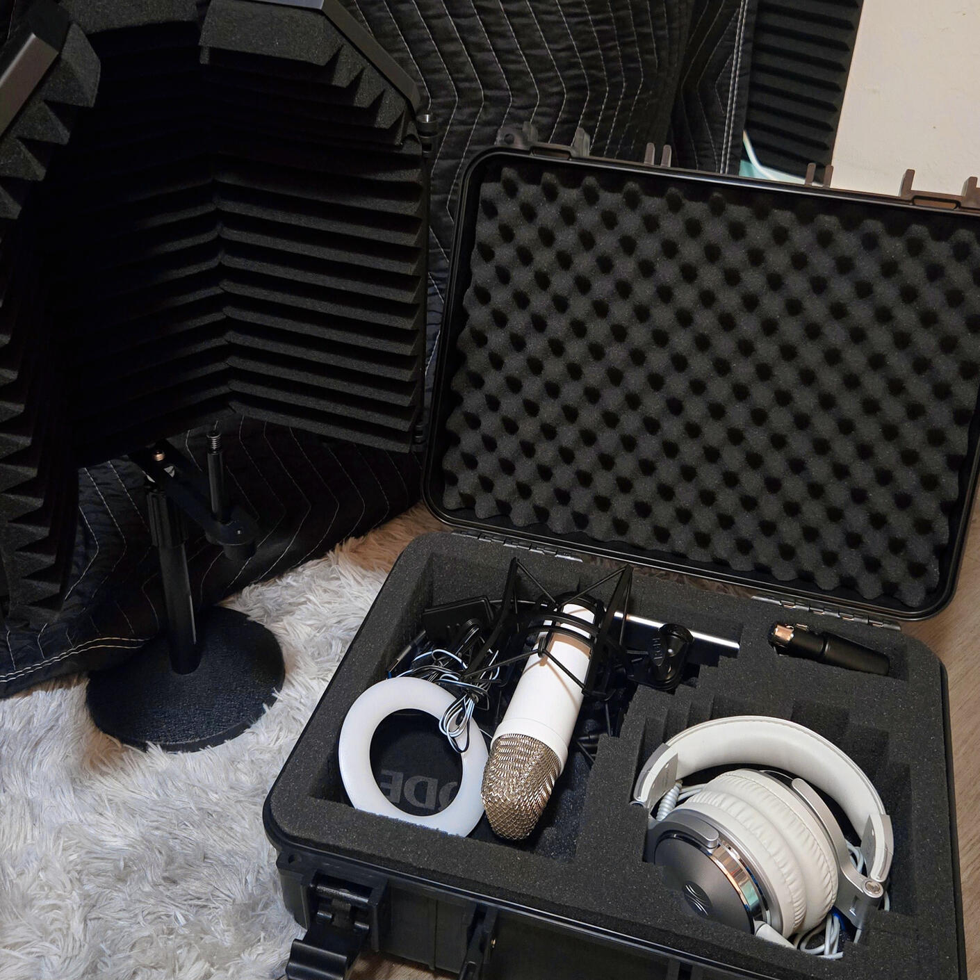 Travel Case & Equipment Travel Case & Equipment